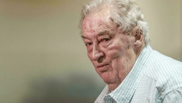  WORLD RENOWNED KENYAN  FOSSIL HUNTER RICHARD LEAKEY, DIES AT 77