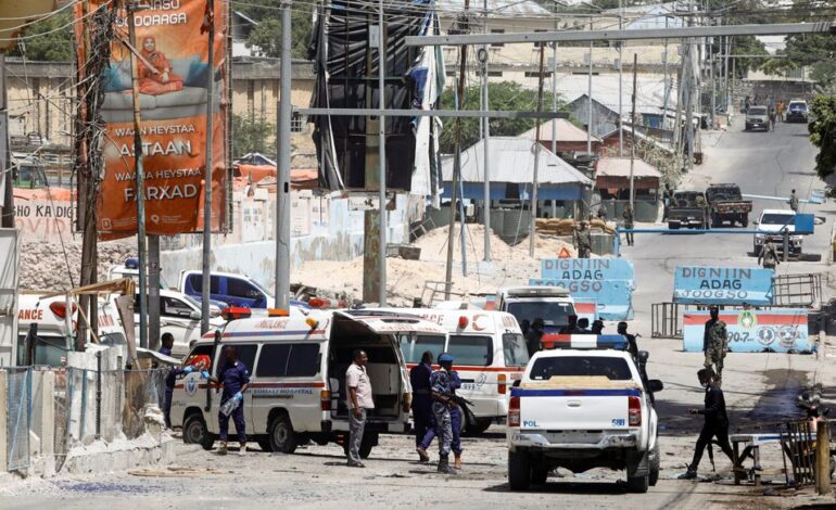  SOMALIA: SIX DEAD AND 10 INJURED IN MOGADISHU BOMB BLAST