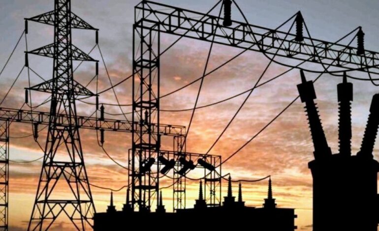  BLACKOUT IN NIGERIA AS NATIONAL GRID COLLAPSES