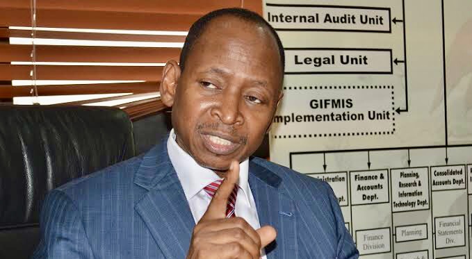  NIGERIA’S ACCOUNTANT-GENERAL ARRESTED ON CORRUPTION CHARGES