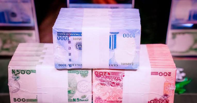  NIGERIA LAUNCHES NEW BANK NOTES TO ELIMINATE COUNTERFEITS