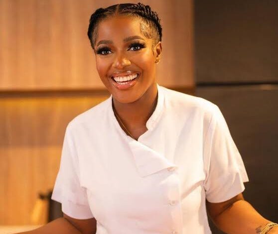  NIGERIAN CHEF HILDA BACI BREAKS GUINNESS WORLD RECORD FOR LONGEST COOKING TIME