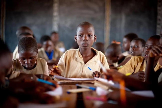  AFRICAN EDUCATION: HISTORY & CHILDREN