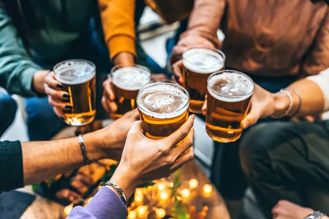  KENYA RAISES DRINKING AGE TO 21, BANS ALCOHOL SALES OUTSIDE BARS