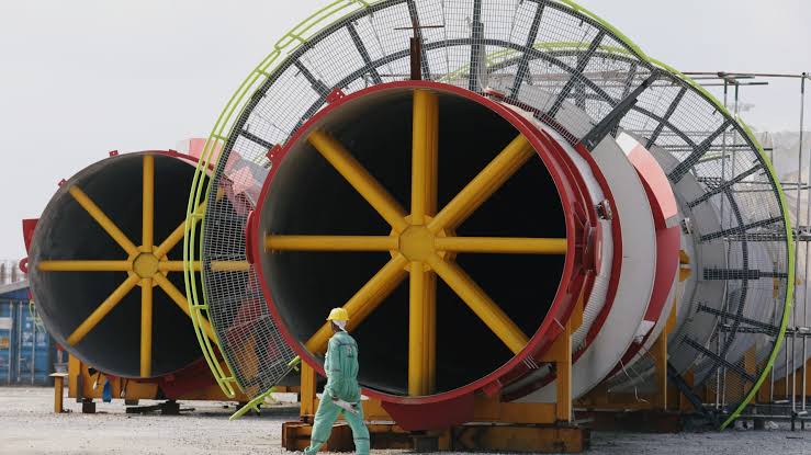  DANGOTE REFINERY’S GASOLINE UNIT FACES MONTHS-LONG SHUTDOWN AMID REPAIRS