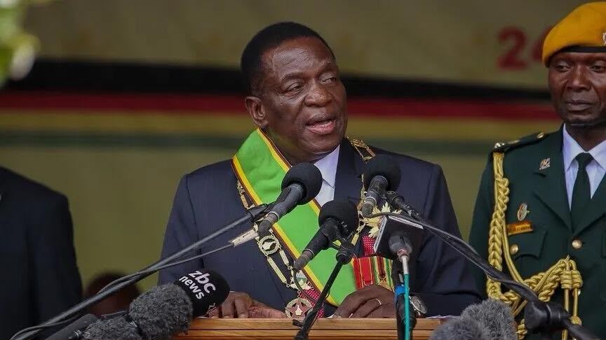 ZIMBABWE’S MNANGAGWA SIGNS LAW EXTENDING HIS PRESIDENCY TO 2030